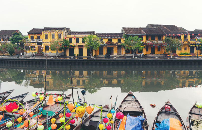 ทัวร์เวียดนามกลาง ดานัง   เมืองโบราณฮอยอัน  วัดหลินอิ๋ง นั่งเรือกระด้ง (พักบานาฮิลล์) 4 วัน 3 คืน สายการบินเวียดเจ็ท แอร์