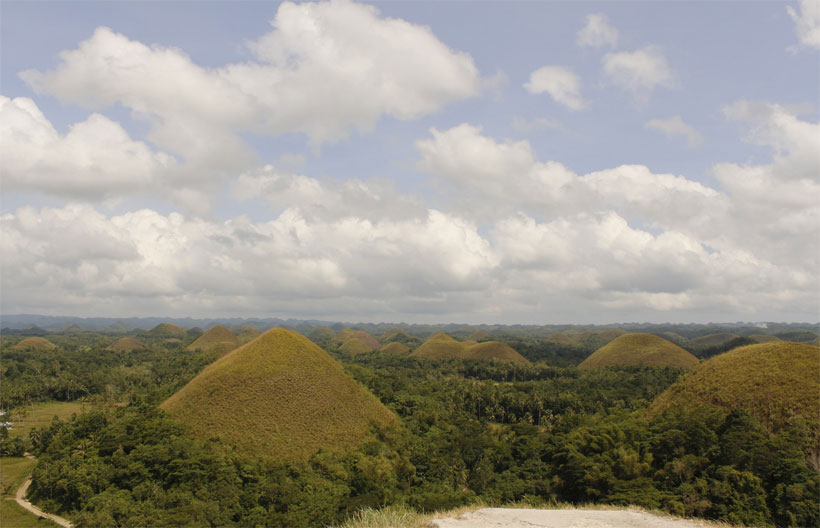 ทัวร์เอเชีย ฟิลิปปินส์ เซบู  เนินเขาช็อคโกแลต น้ำตกคาวาซัน Sumilon island  ชมฉลามวาฬ 5 วัน 3 คืน สายการบินฟิลิปปินส์ แอร์ไลน์