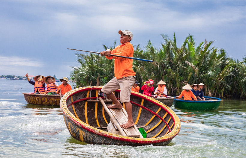 ทัวร์เวียดนามกลาง ดานัง บานาฮิลล์ เมืองฮอยอัน ล่องเรือลอยกระทง สะพานมังกร 4 วัน 3 คืน สายการบินไทยเวียดเจ็ท แอร์