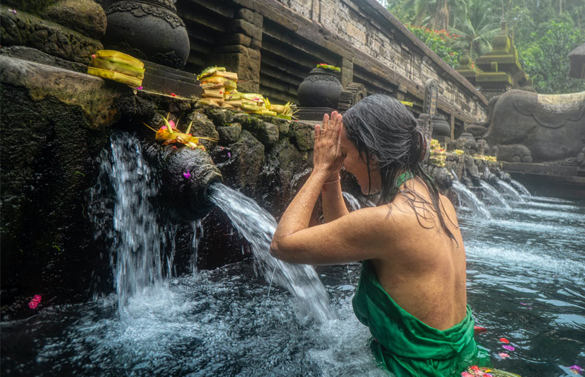 ทัวร์เอเชีย อินโดนีเซีย บาหลี วัดเลมปูยางค์ วิหารทานาห์ลอต วัดเบซากีย์ สวนพระวิษณ 4 วัน 3 คืน สายการบินแอร์เอเชีย