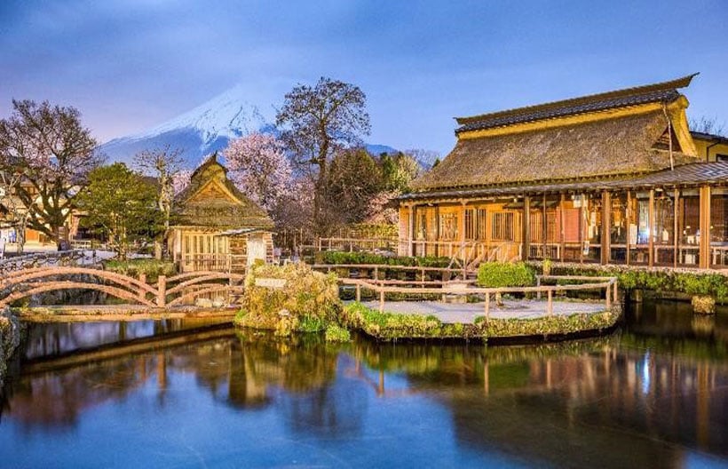 ทัวร์ญี่ปุ่น โตเกียว ภูเขาไฟฟูจิ  หมู่บ้านน้ำใส โอชิโนะ ฮักไก ซากุระริมแม่น้ำอุรุอิ พระใหญ่คามาคุระ  5 วัน 3 คืน สายการบินแอร์เอเชียเอ๊กซ์