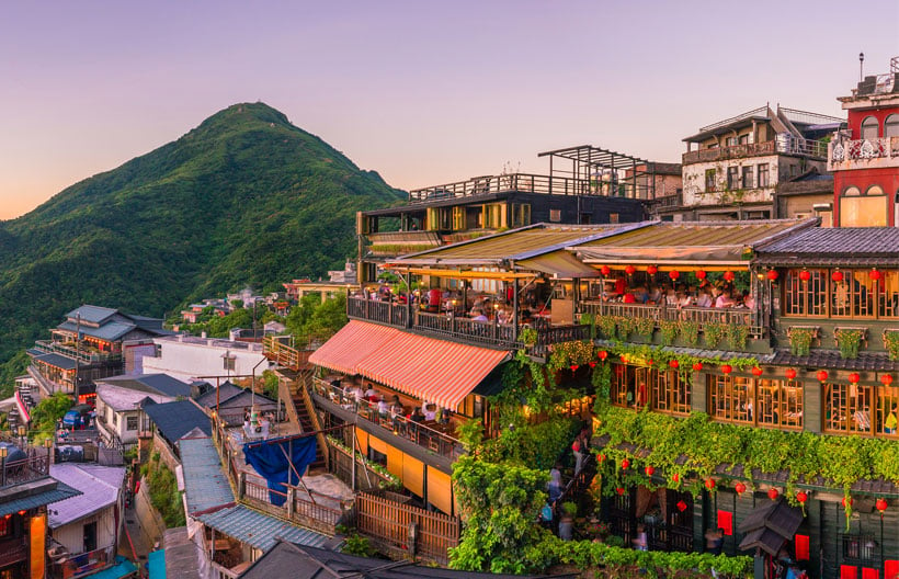 ทัวร์ไต้หวัน ไทเป  หมู่บ้านโบราณจิ่วเฟิ่น  อุทยานเหย๋หลิ่ว วัดยืมเงินเทพเจ้า ล่องเรือทะเลสาบสุริยันฉันทรา 5 วัน 3 คืน สายการบินไทยไลอ้อนแอร์